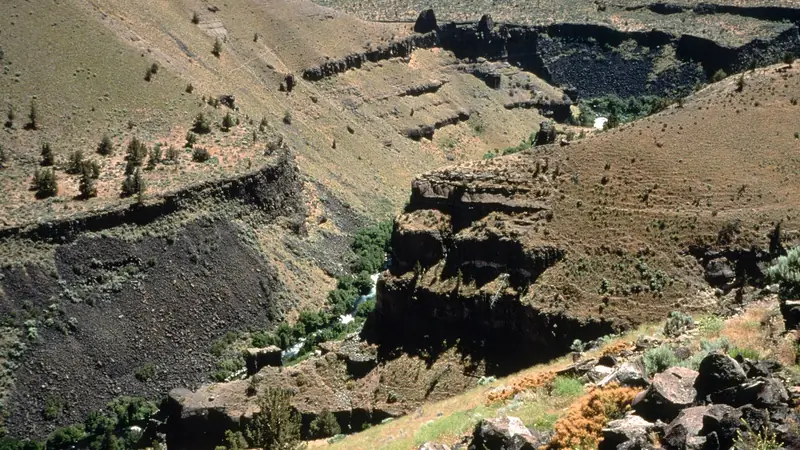 Illustrative photo: Layered basalt canyon walls along the lower Deschutes River